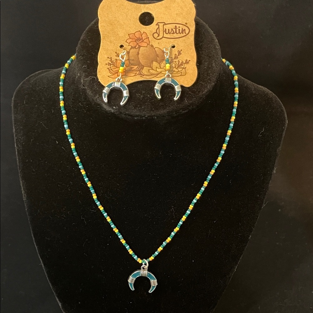 Justin Boots Multicolor Beaded Necklace Set
